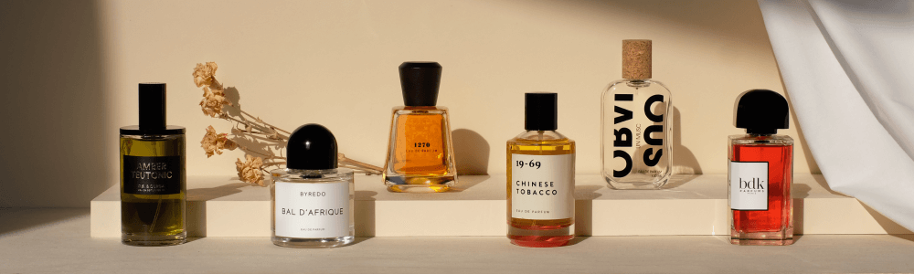 Parfumerie de Niche vs Parfumerie Classique : Comment Choisir sa Signature Olfactive ?